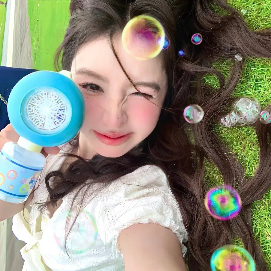 流水迢迢